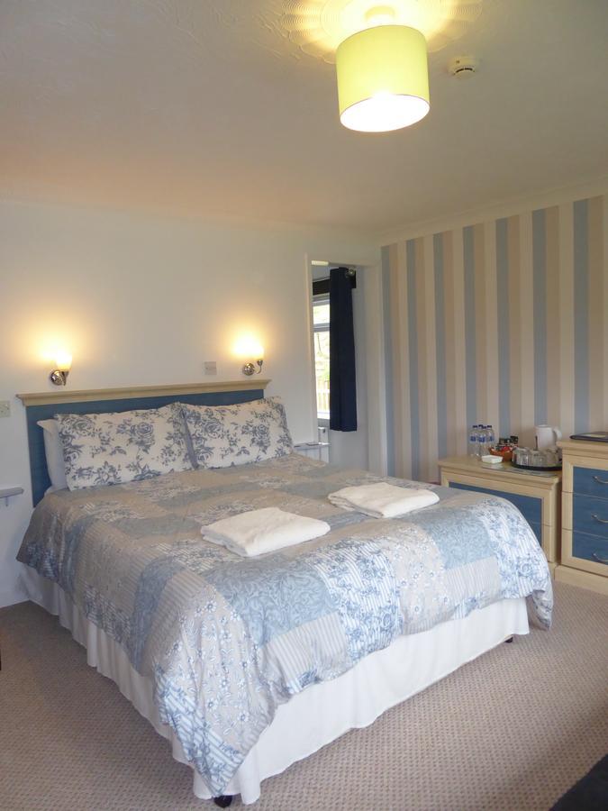 Neuadd Wen Guest House カーマーゼン エクステリア 写真